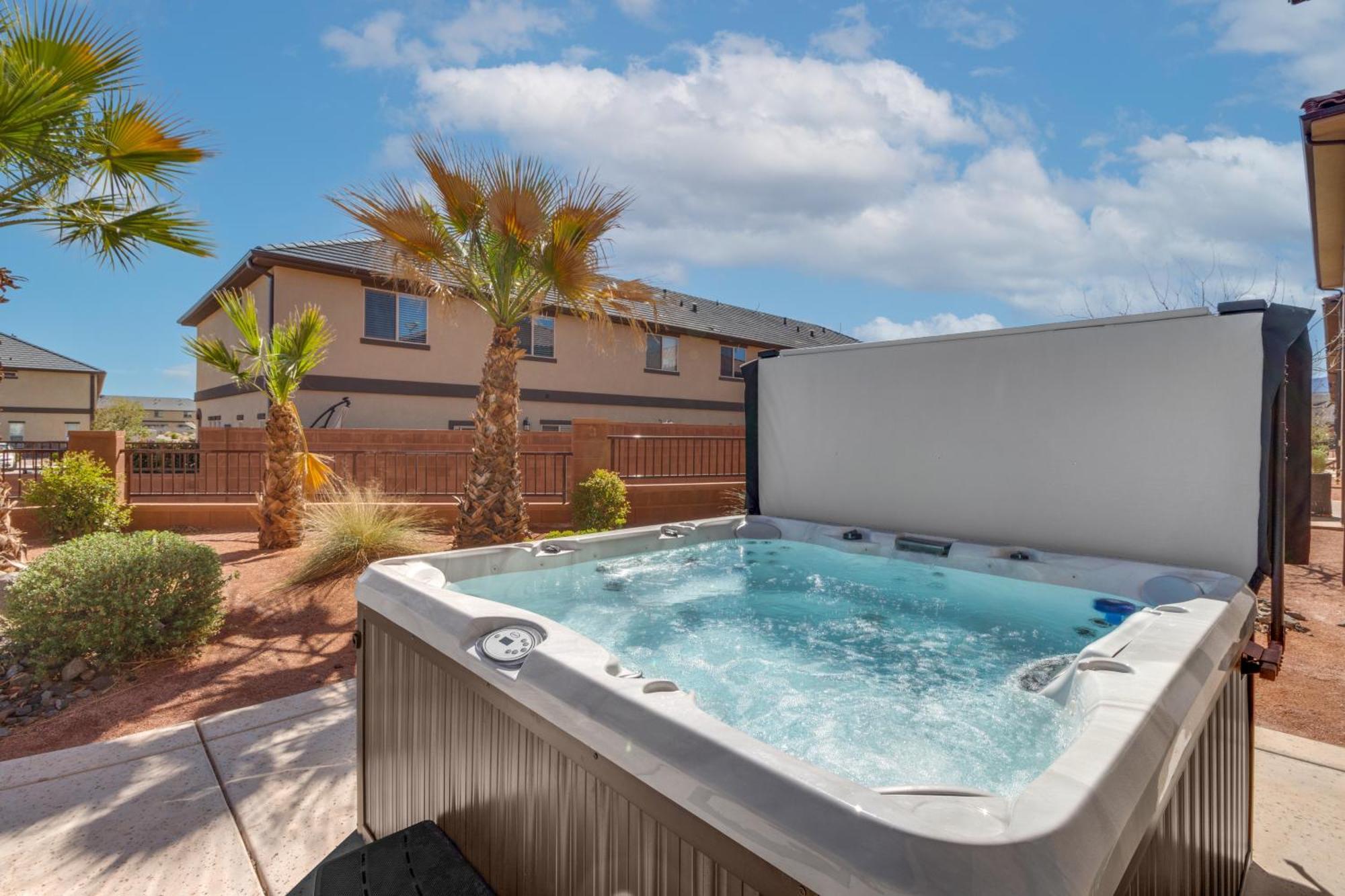 Pv 99 Private Hot Tub, Ping Pong Table, Xbox X Series And Resort Amenities Santa Clara Extérieur photo