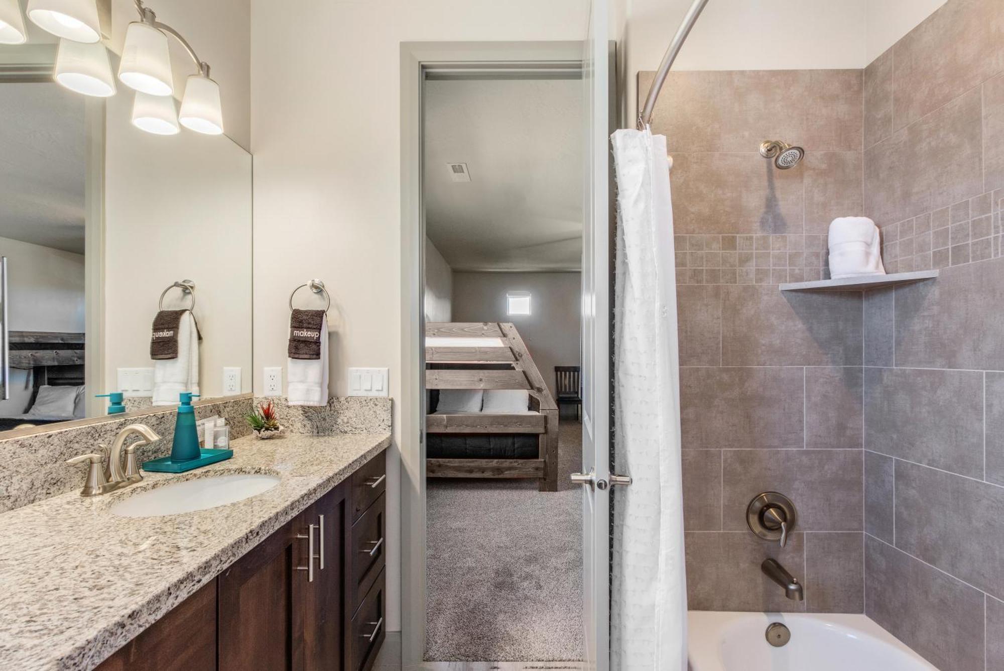 Pv 99 Private Hot Tub, Ping Pong Table, Xbox X Series And Resort Amenities Santa Clara Extérieur photo