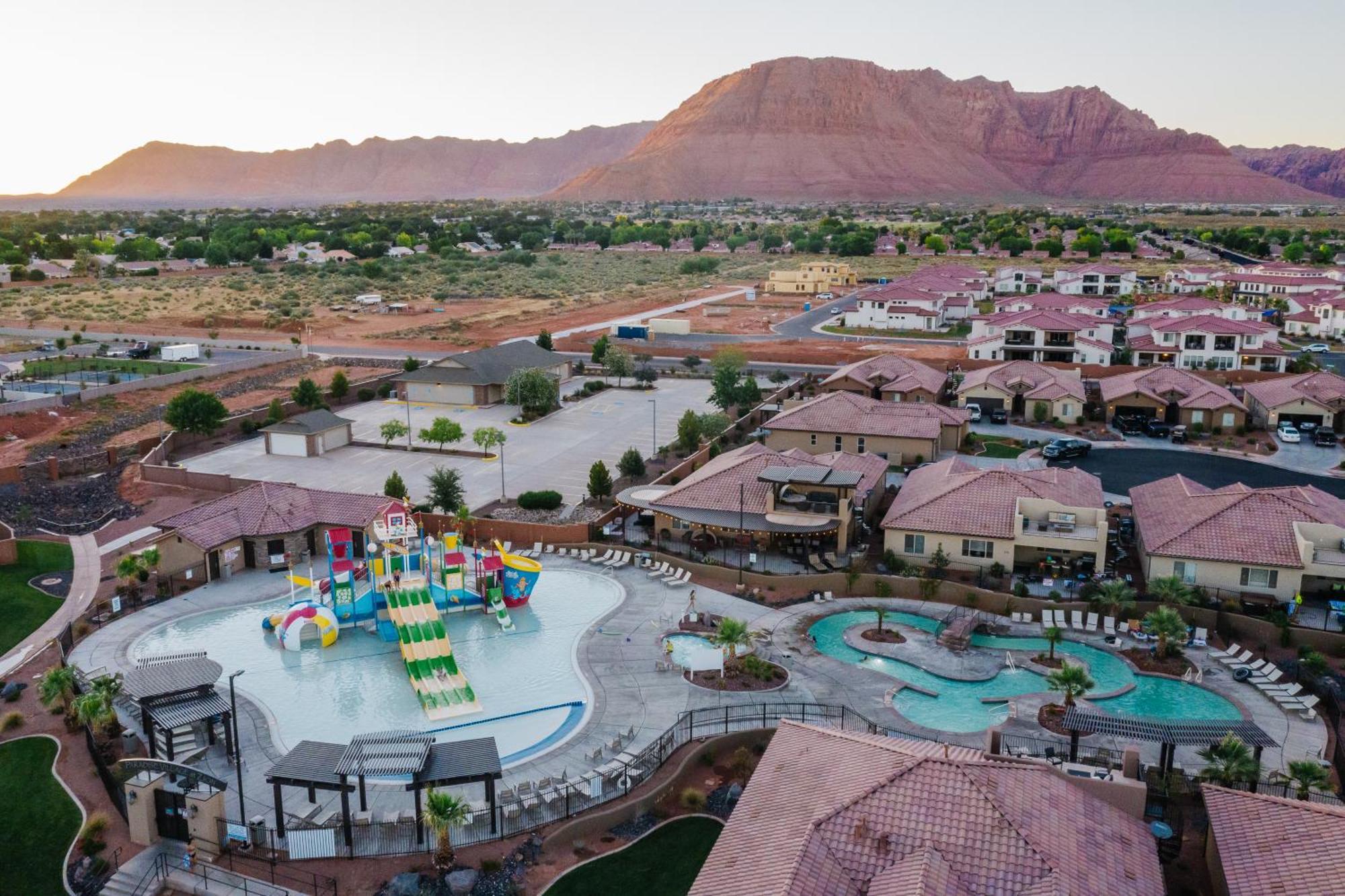 Pv 99 Private Hot Tub, Ping Pong Table, Xbox X Series And Resort Amenities Santa Clara Extérieur photo